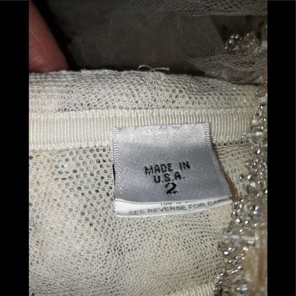 Monique Lhuillier Meriah Tulle Wedding Dress - Picture 6 of 8